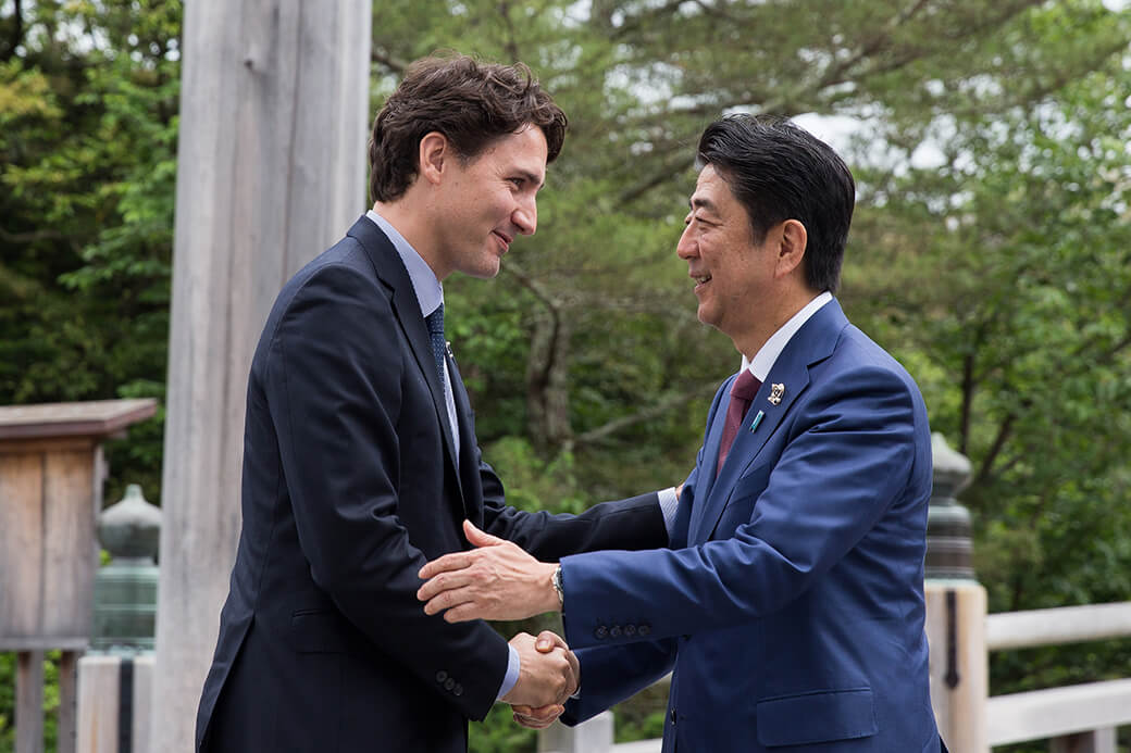 Canadian Prime Minister Justin Trudeau and Japanese Prime Minister Shinzo Abe at the G7 Ise Shima Summit